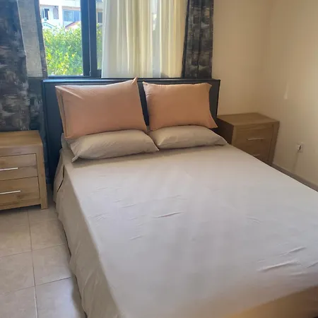 A Sea Breeze Βίλα