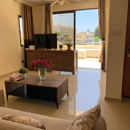 A Sea Breeze Villa Pyla